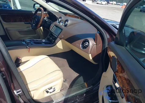 2011 Jaguar Xj Xjl z USA, uszkodzony, nr VIN SAJWA2GB2BLV12601